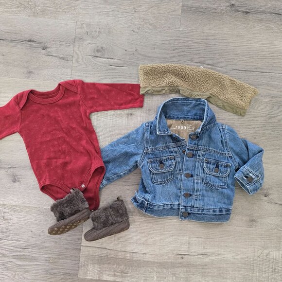 Baby Denim Jacket with removable fur collar body suit & Furry Booties Set  6-12m - Picture 7 of 7
